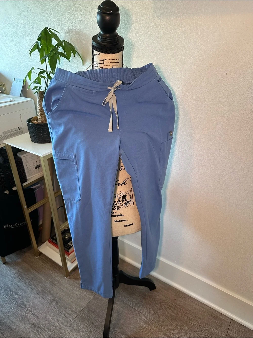 Figs matching scrub